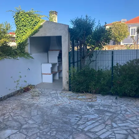 度假居 A Casa Do Telhado Preto *